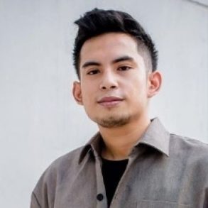 profil biodata niko al hakim